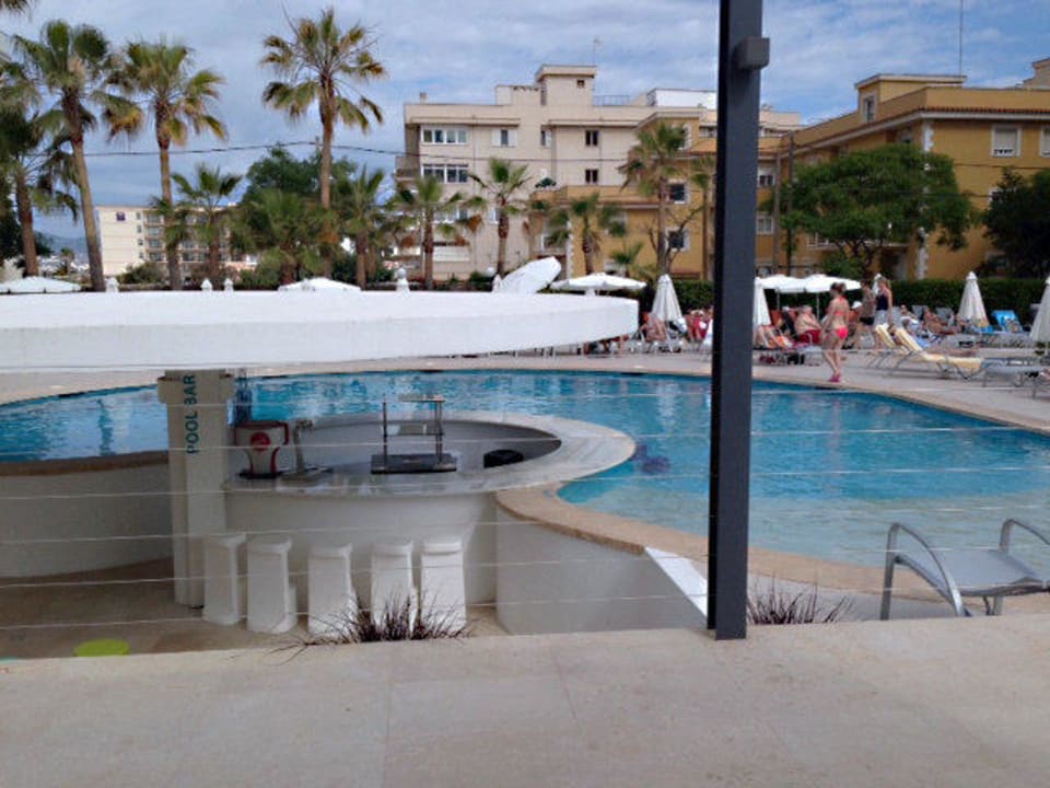 Mit einer schönen Bar JS Palma Stay