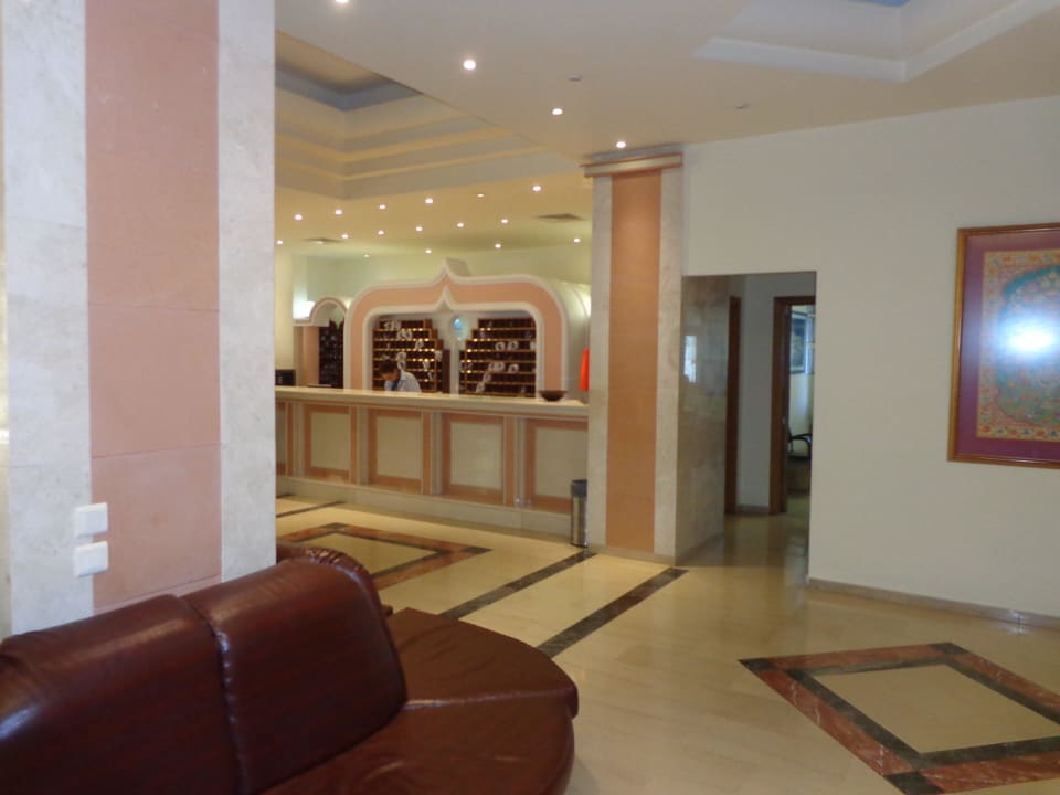Rezeption Hotel Kalithea Horizon Royal