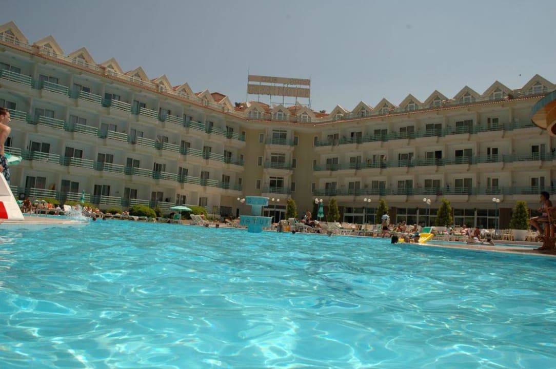 super Green Nature Resort & Spa