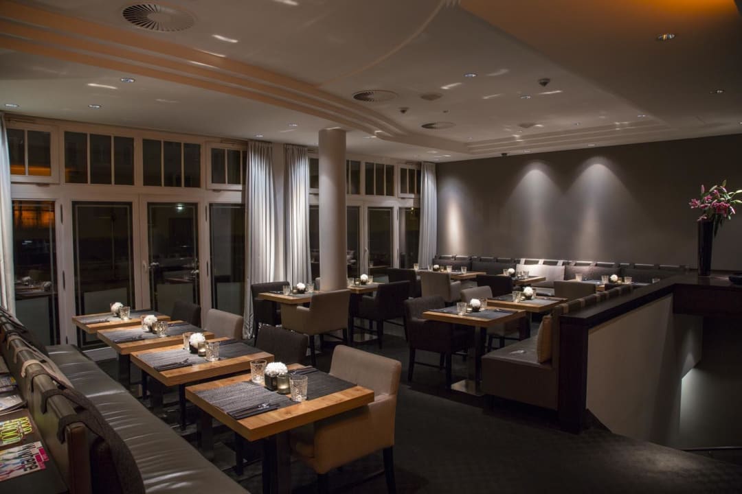 NEWBERLIN Restaurant Hotel NEWBERLIN