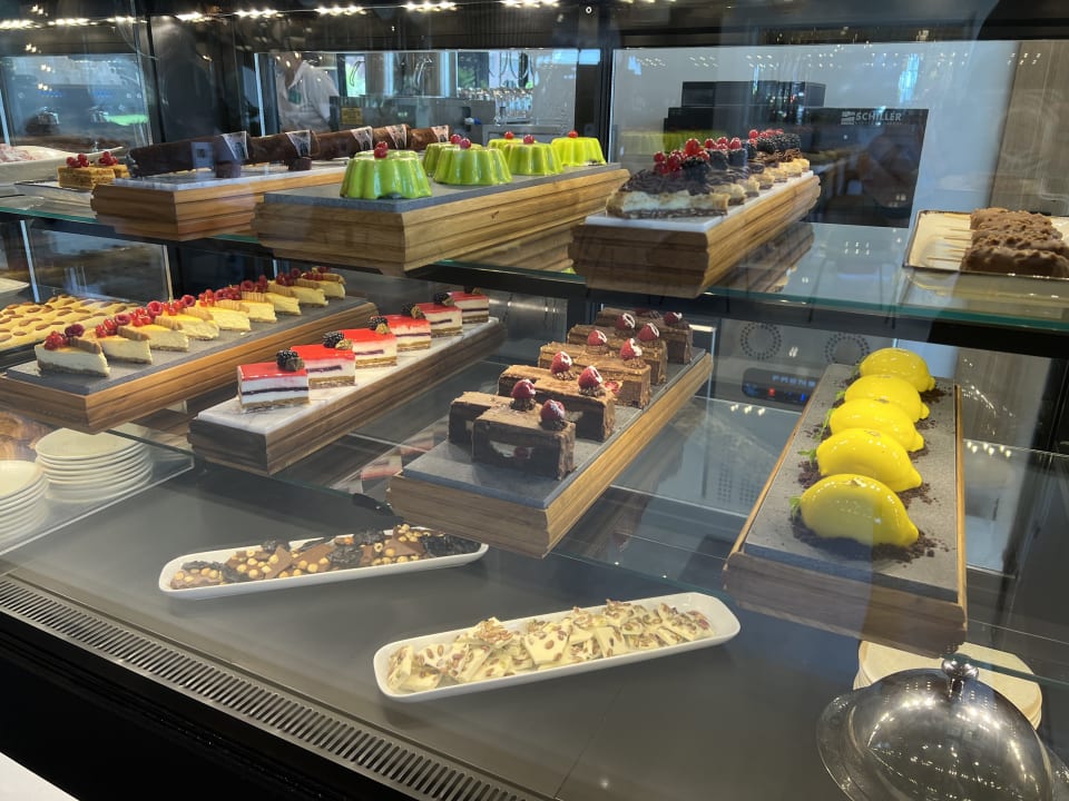 Gastro Jacaranda Luxury Resort