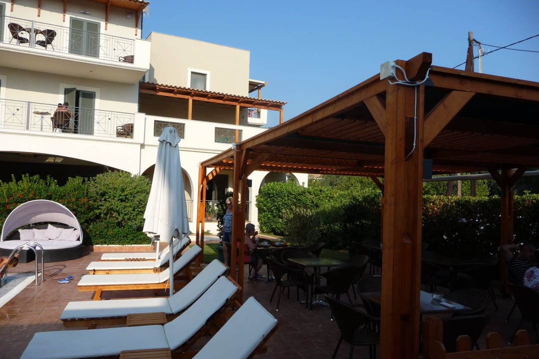 Vom pool Hotel Eleana