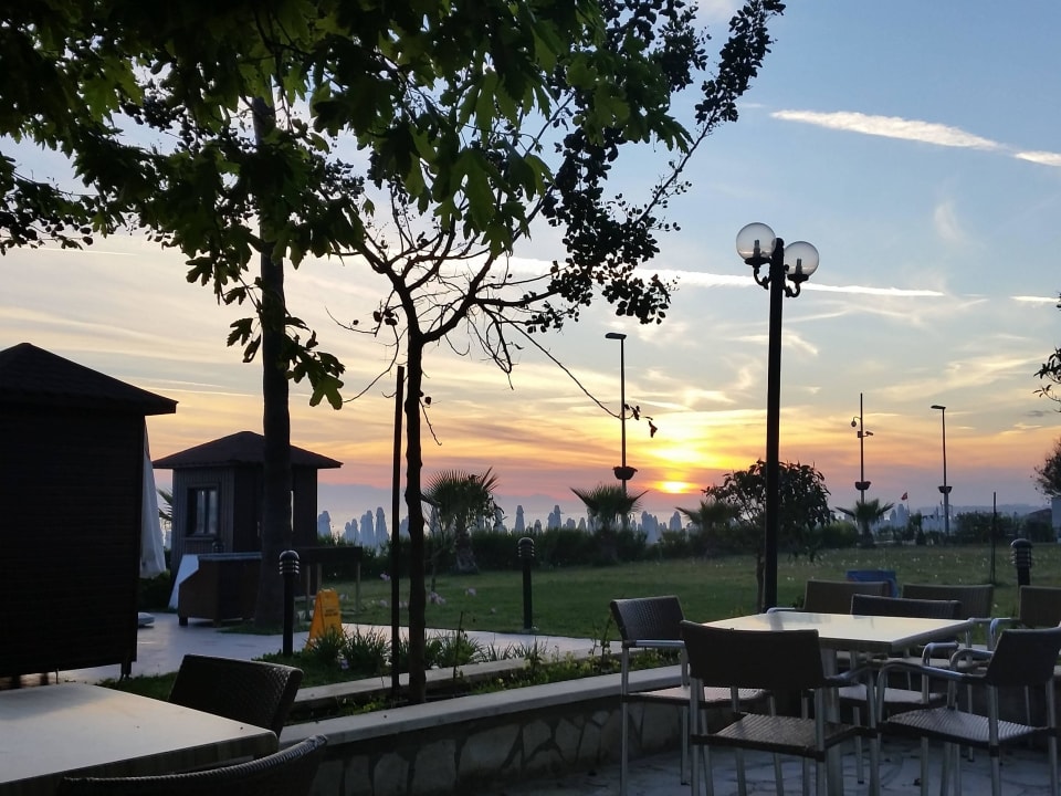 Terrasse mit tollem Blick Hotel Sirma