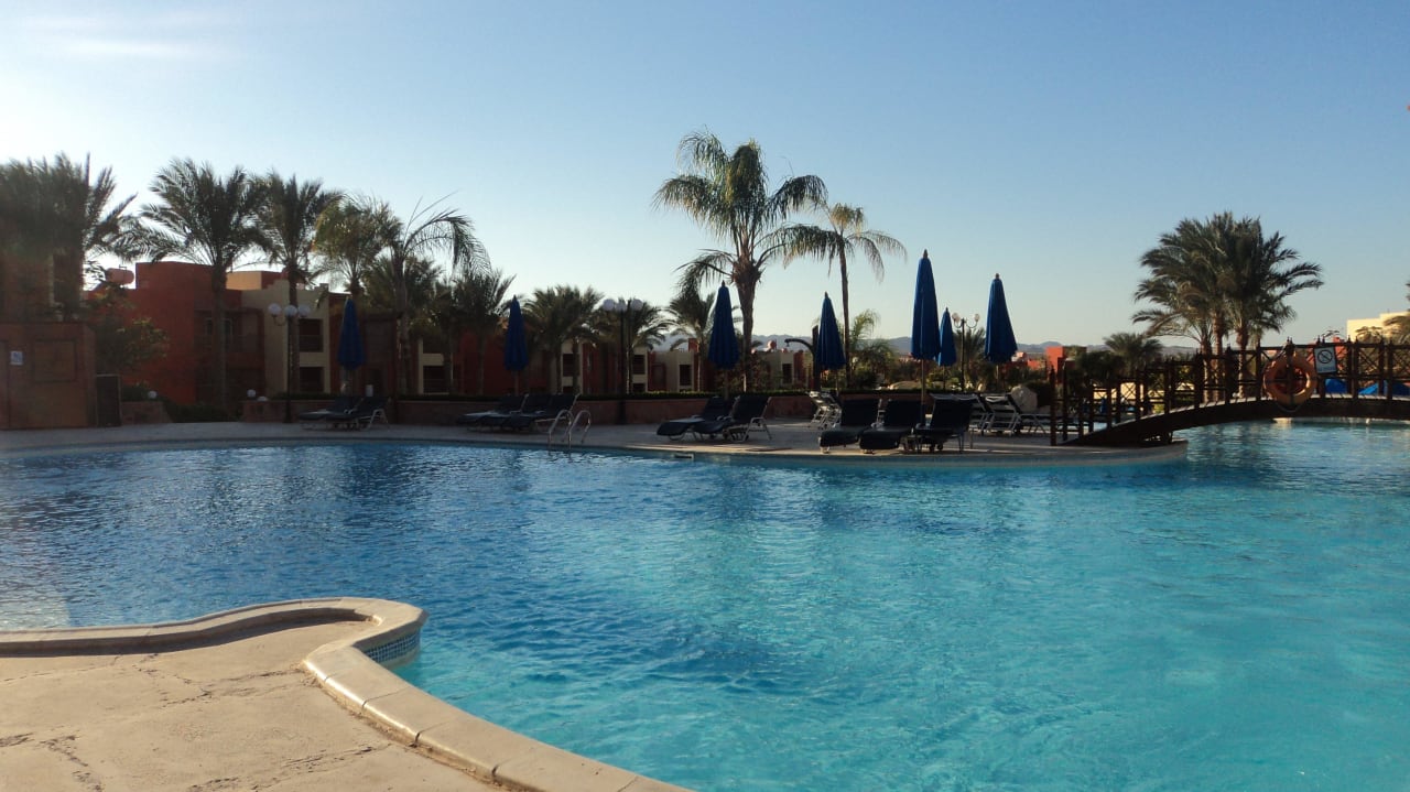 Pool SUNRISE Cardina Resort