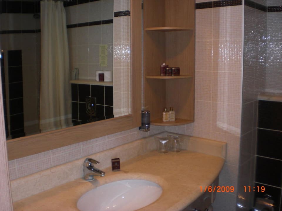 Badezimmer Fame Residence Lara & Spa