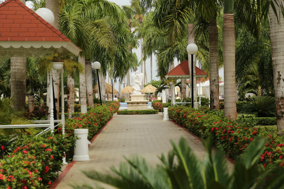 Gartenanlage Bahia Principe Luxury Bouganville