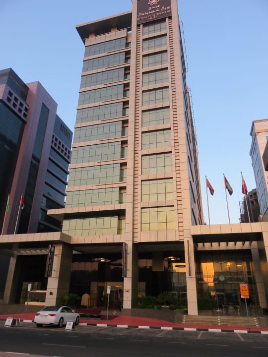 Außenansicht Royal Continental Hotel