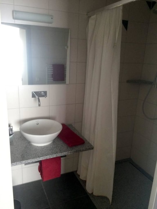 Lavabo Gästehaus Adler