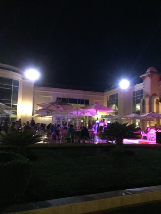 Gastro Serenity Alpha Beach