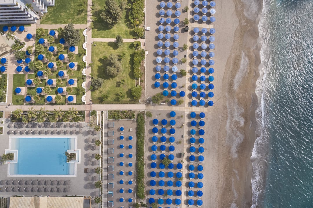 Strand Esperides Beach Resort