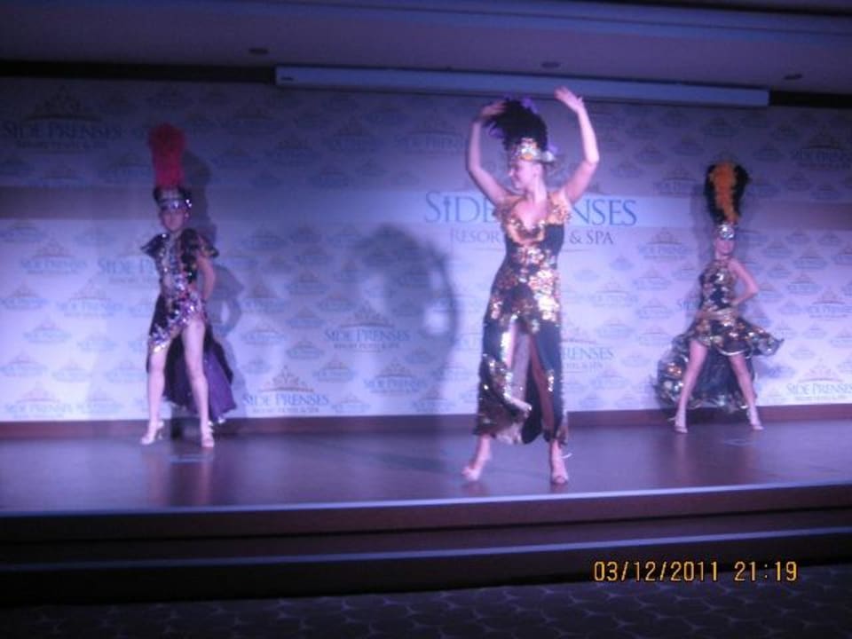 Shows Side Prenses Resort & Spa