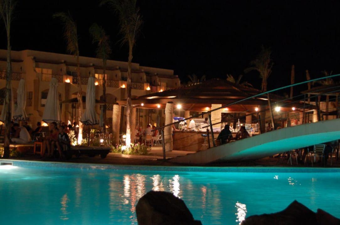 Bar przy basenie Prima Life Makadi Resort