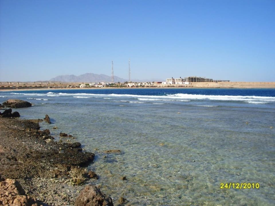 Blick auf das Coral Garden vom Nachbarhotel aus Hotel Coral Garden