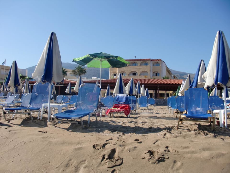 Direkter Zugang zum Strand vom Hotel aus allsun Hotel Carolina Mare