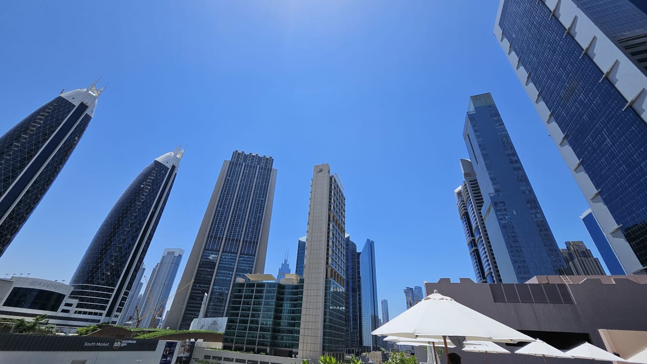 Ausblick Rose Rayhaan by Rotana