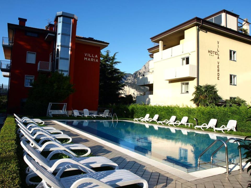 Villa Maria und Pool Bike Garni Villa Maria