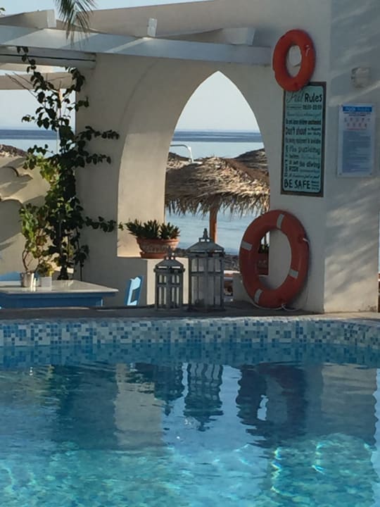 Pool Sigalas Hotel and Apartments