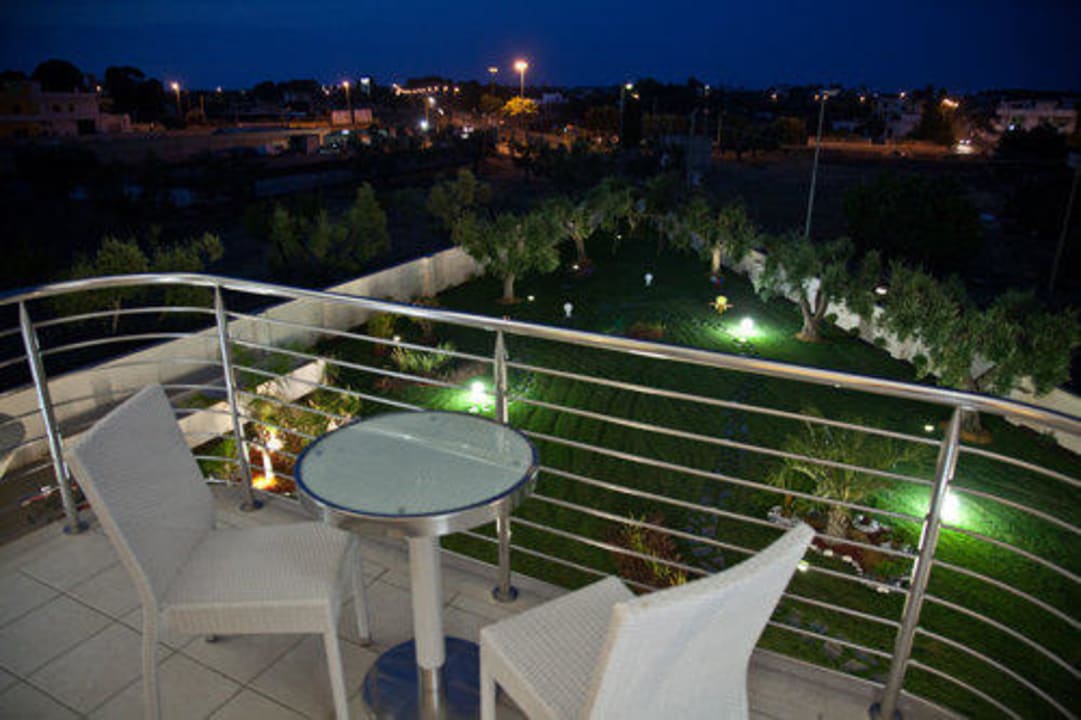 Vista giardino esterno Vespucci Hotel