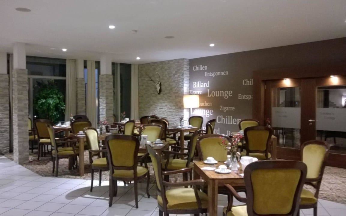 Blick zur Raucherlounge Lobinger Hotel - Weisses Ross Langenau