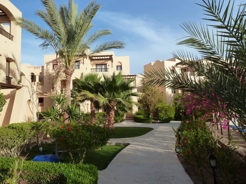 Weg zu unserem Zimmer Steigenberger Coraya Beach - Adults only