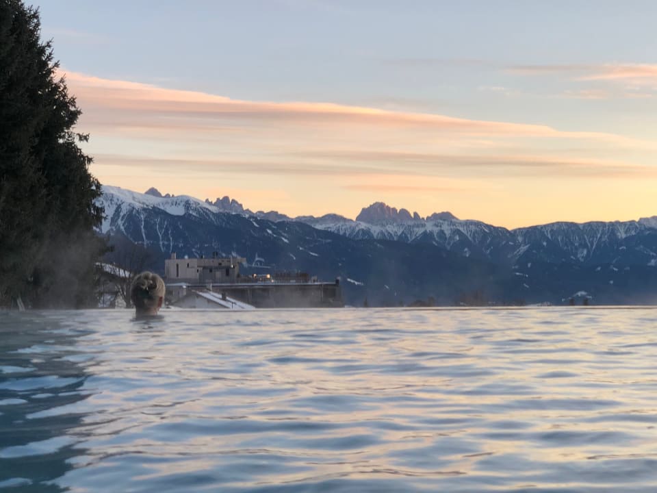 Pool SONNENBERG | Panorama Dolomites Wellbeing
