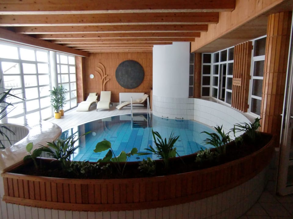 Hallenbad AKTIVHOTEL Weisser Hirsch