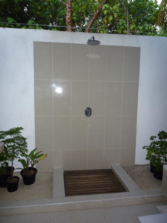 Regendusche NH Collection Maldives Reethi Resort