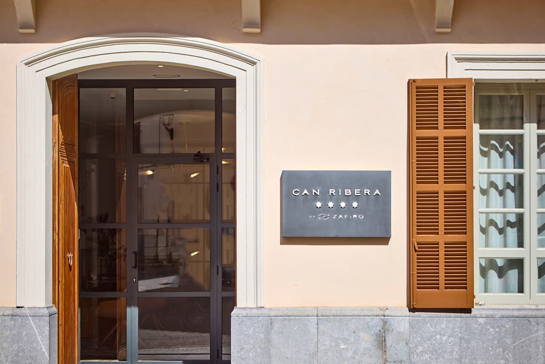 Außenansicht Can Ribera by Zafiro