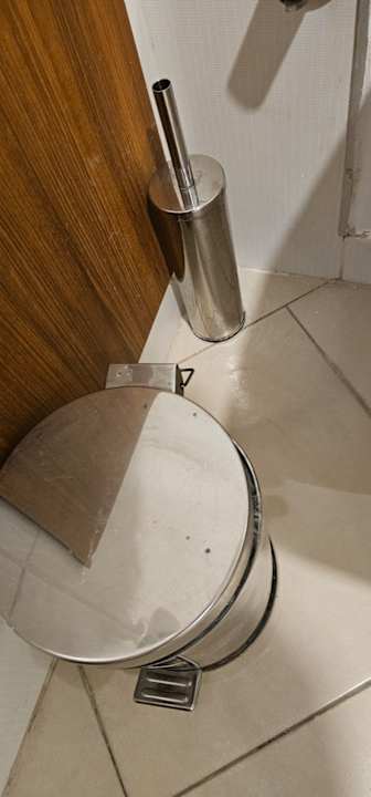 Zimmer Kamelya Aishen Club