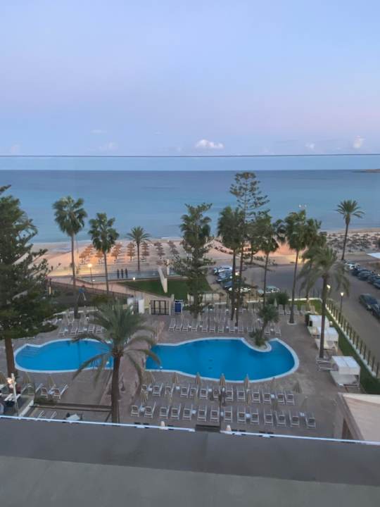 Pool CM Playa del Moro