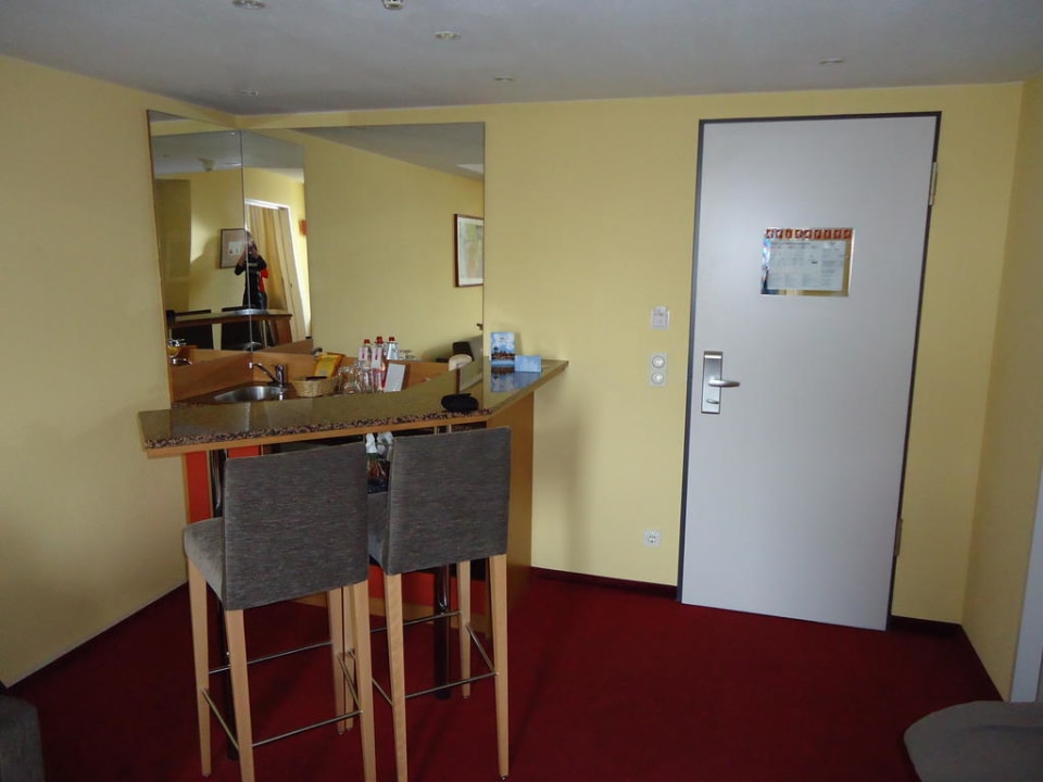 Zimmerbar NH Collection Hamburg City