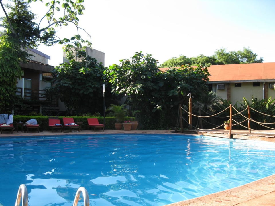 Poolanlage im Hotel  Hotel Saint George