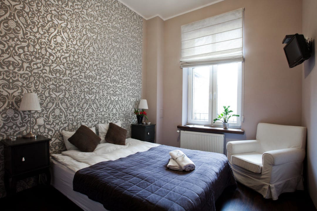 Small Room Angel House Aparthotel