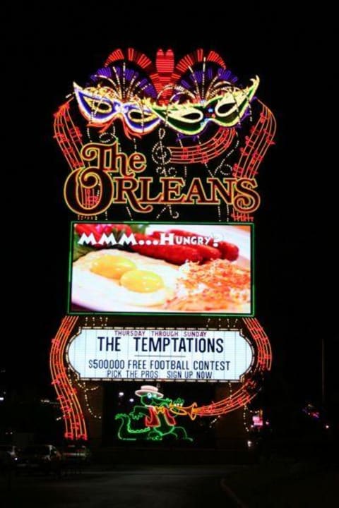 Schild The Orleans Hotel & Casino