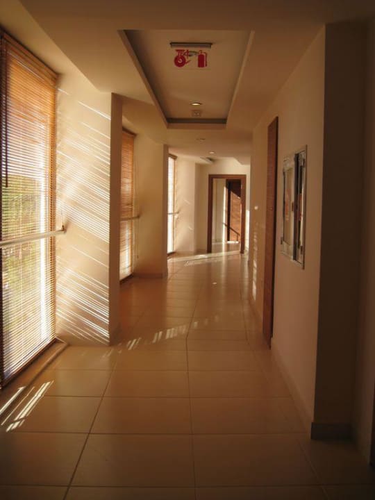 Teil des Flurs im Nebengebäude Voyage Belek Golf & Spa