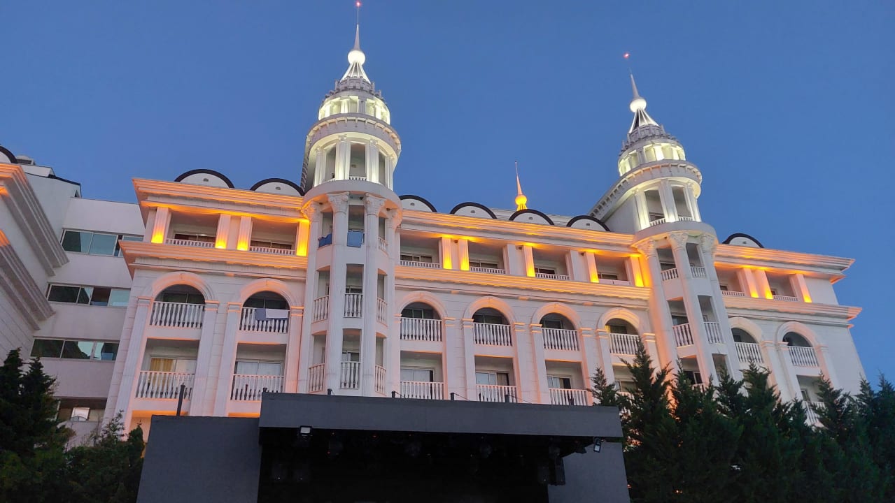 Außenansicht Well Palace Side