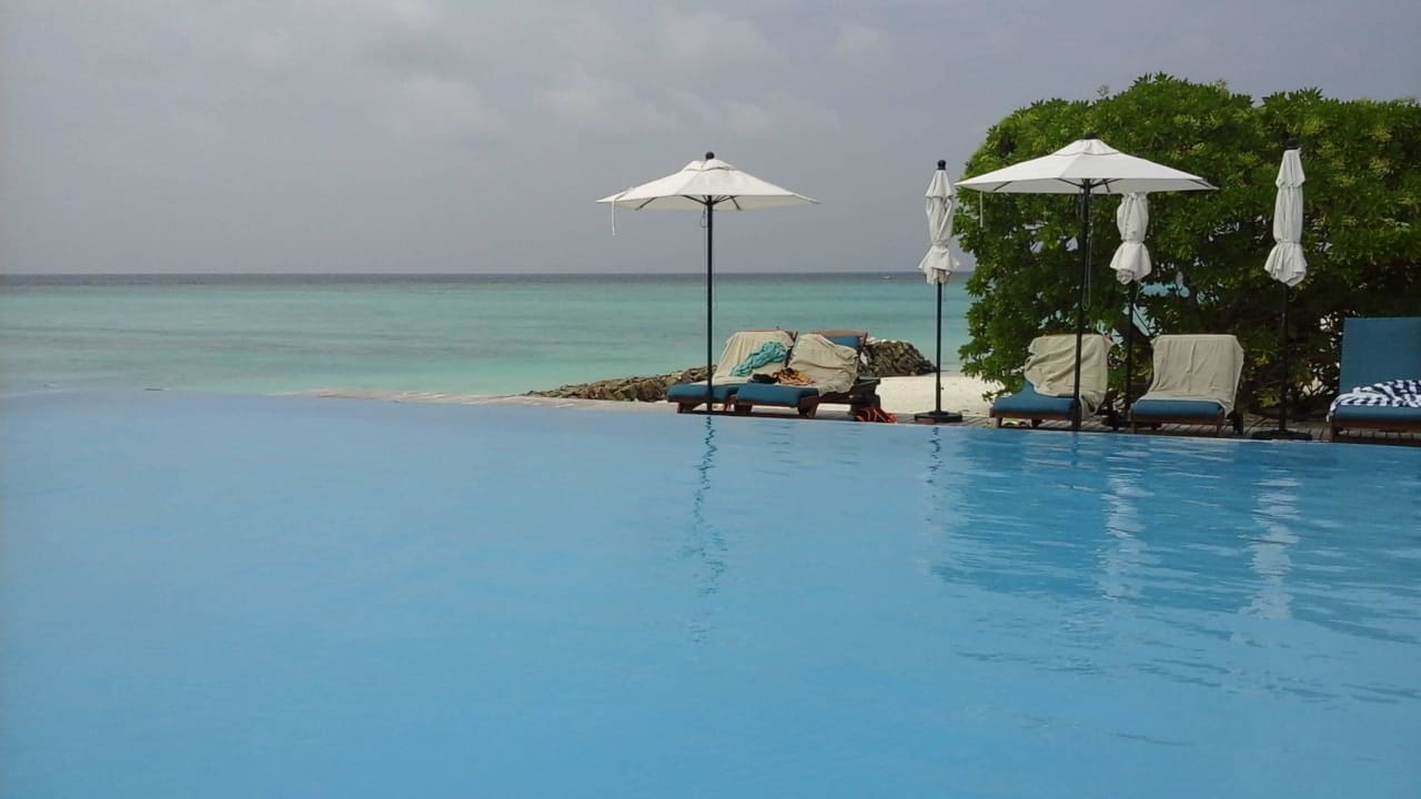 Schöner Pool Summer Island Maldives