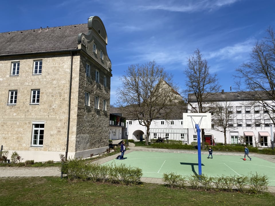 Außenansicht Jugendherberge Burghausen