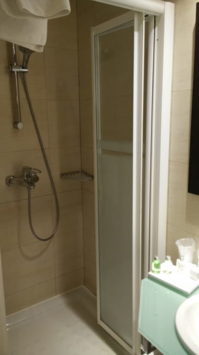 Prysznic NH Ciudad de Santander