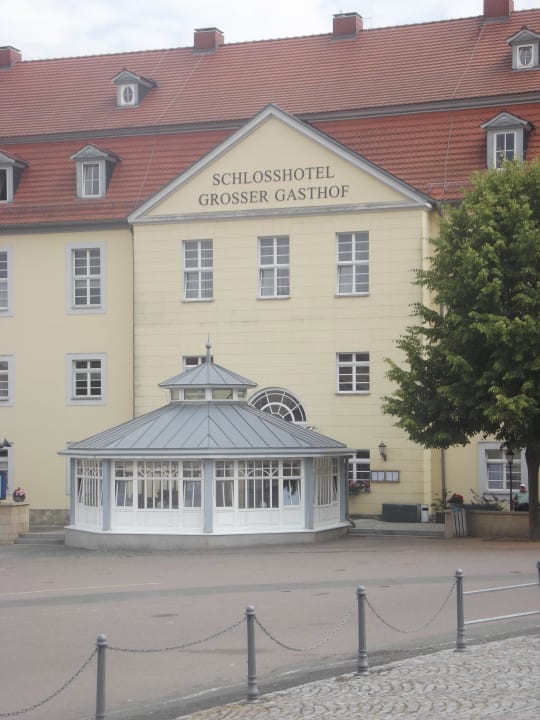 Vom Park kommend Schlosshotel Ballenstedt