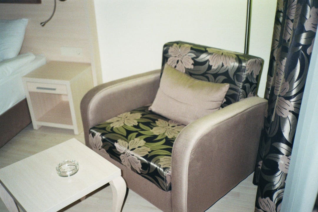 Zimmer Nebengebäude Asteria Collection Side