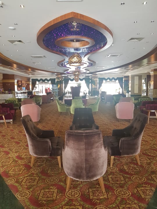 Lobby Dizalya Palm Garden