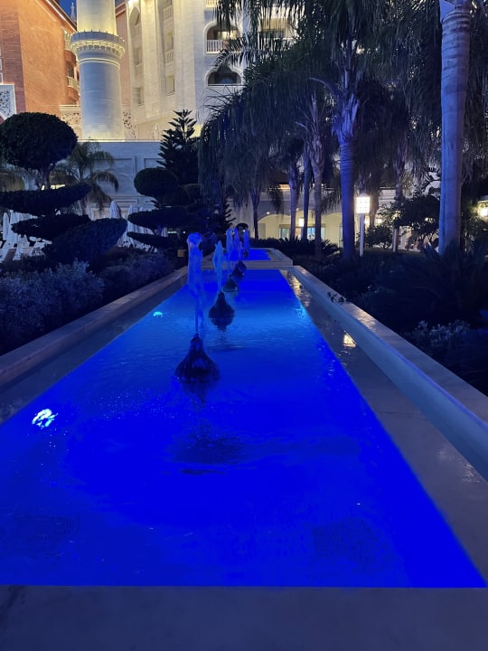 Außenansicht Royal Taj Mahal Hotel