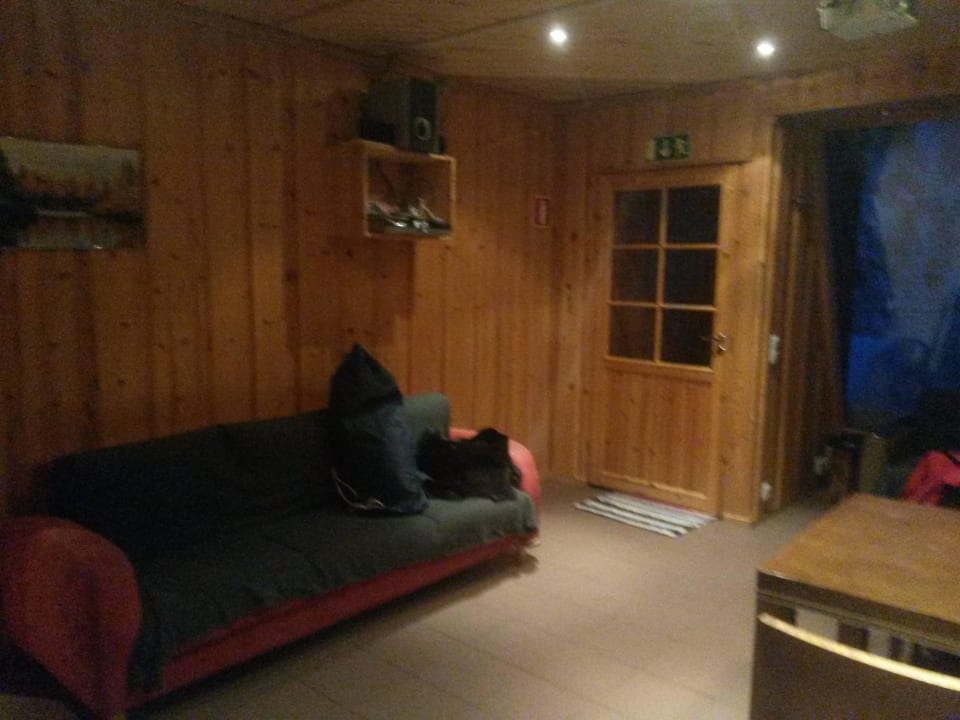 Warm room Lapland Hotels SnowVillage