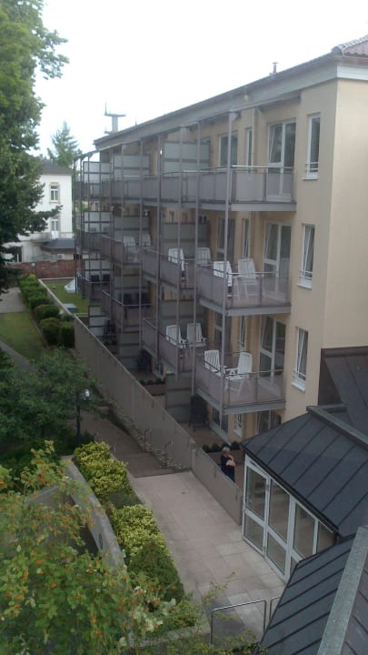 Zimmer 427 auf das Nebengebäude Hotel Kaiserhof Victoria