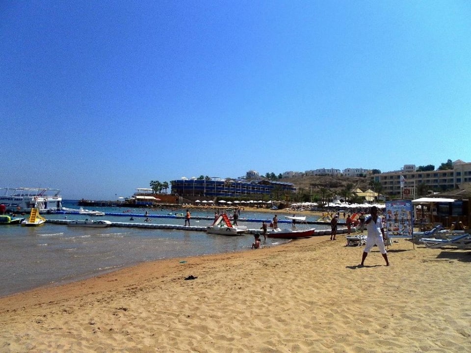 Пляж в Наама Бэй Cataract Layalina Hotel Naama Bay