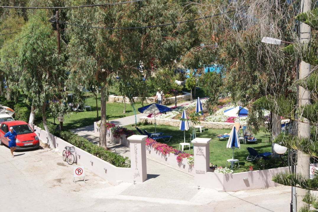 Park Eden - Poolgarten Corissia Beach Hotel