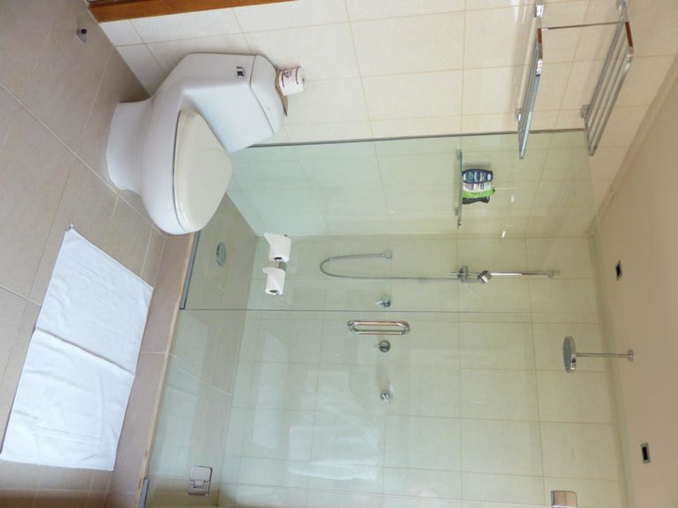 WaterVilla Sanitärbereich Veligandu Maldives Resort Island