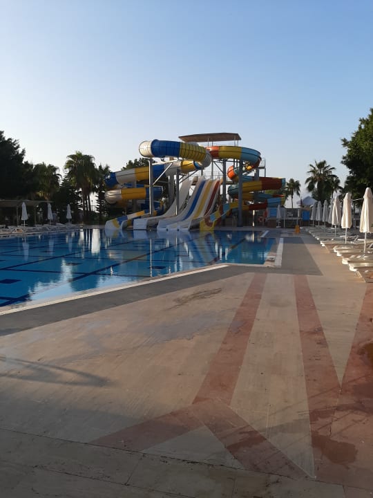 Pool Mira Meridia Beach Hotel