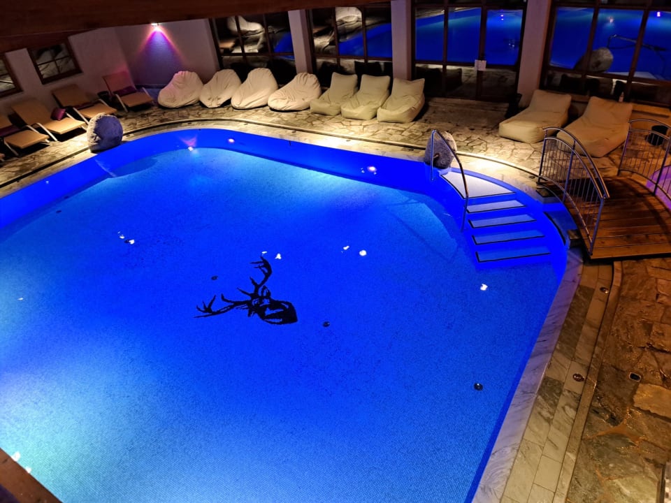 Pool Verwöhn- und Wellnesshotel Walserhof